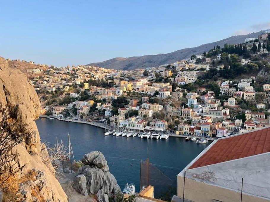 Maison Avec Terrasses Et Vues Symi Exterior photo
